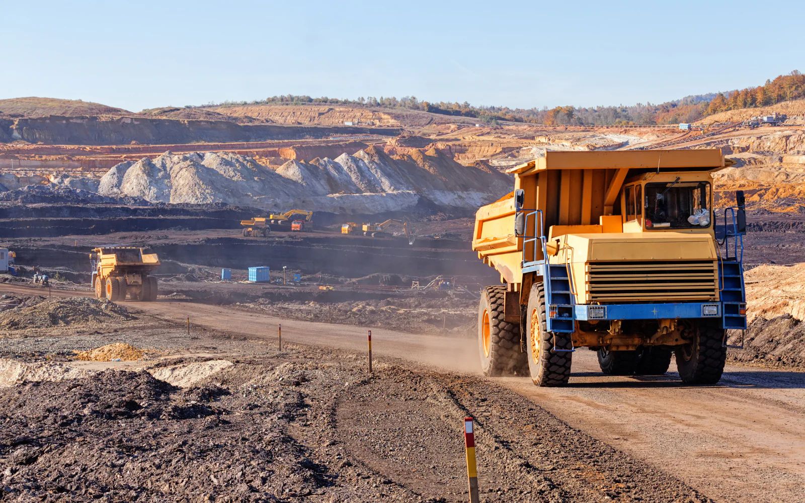 Heavy industrial plant equipment under load