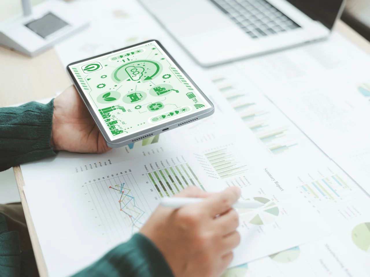 Risk scoring and monitoring dashboard