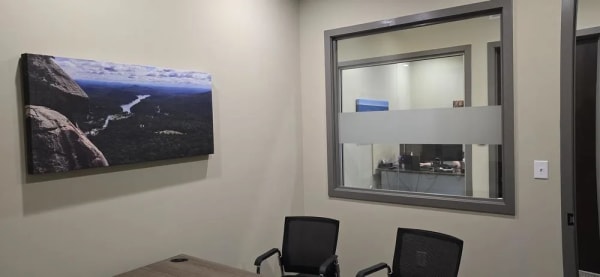 Office 19B photo 2