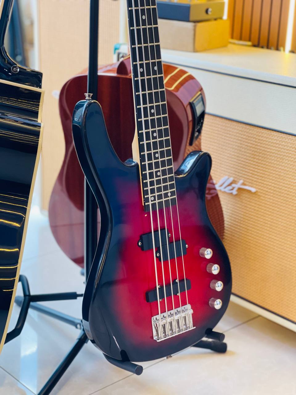 Hone Musical Instruments - BASS GUITAR - Ibanez