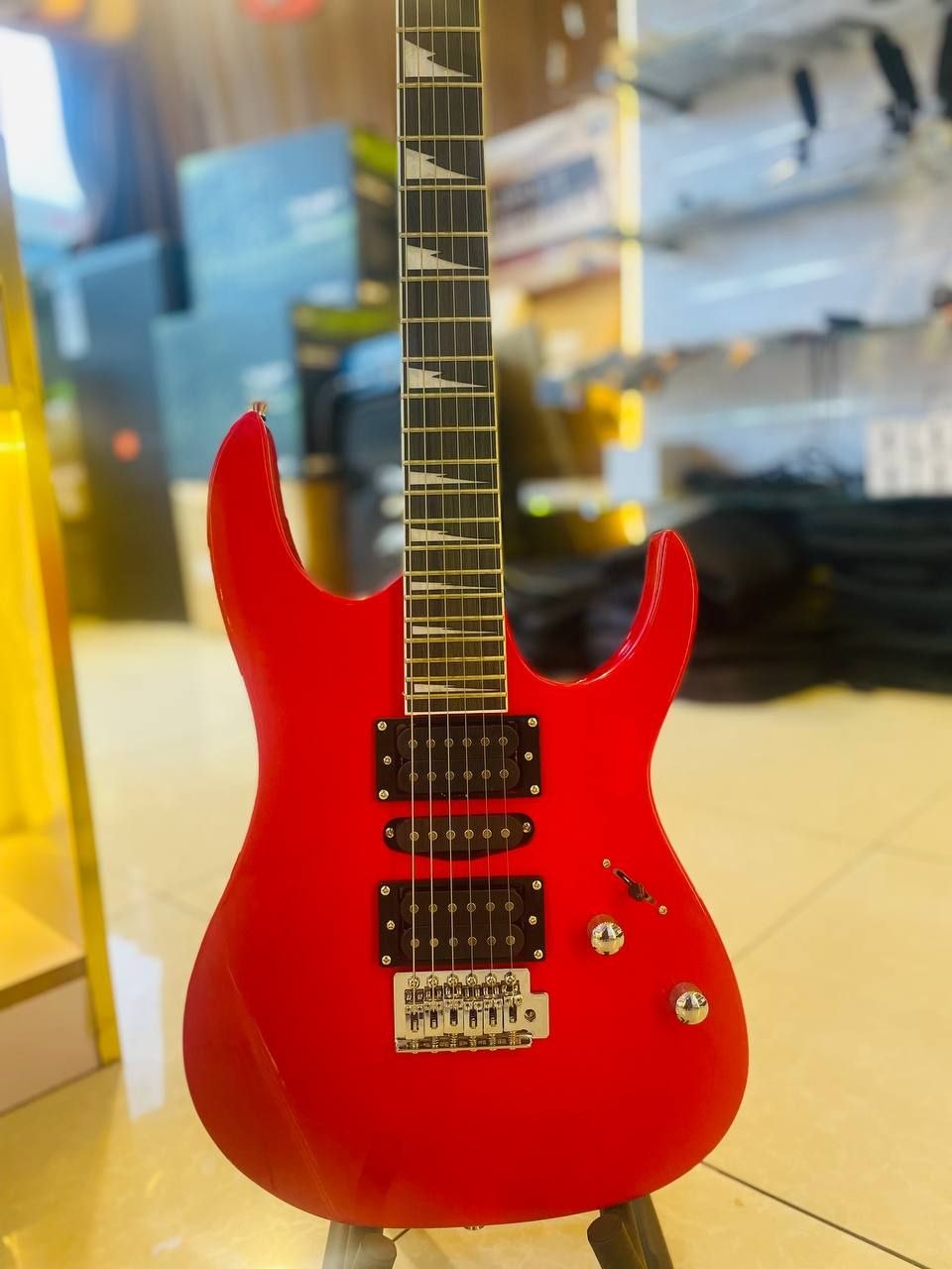 Lead guitar