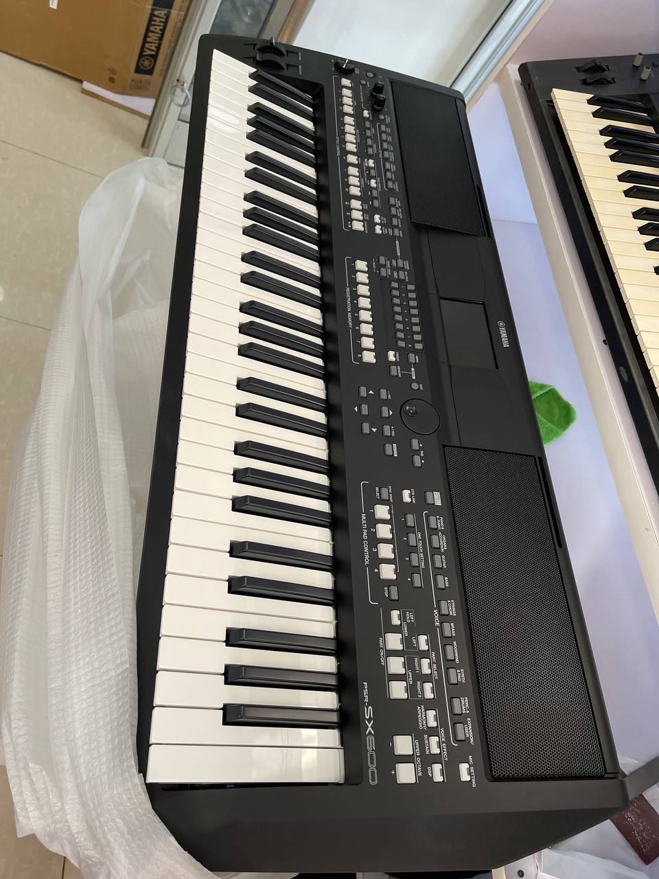 Hone Musical Instruments - KEYBOARD - Yamaha psr sx 600
