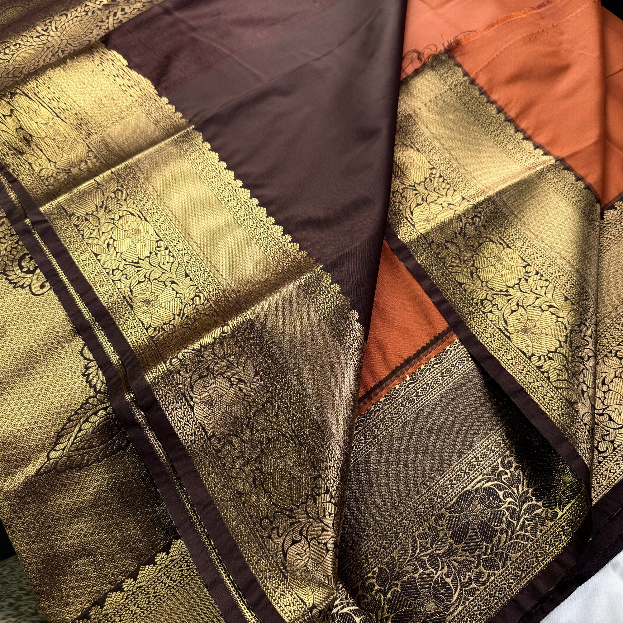 Premium Korvai Soft Silk Saree - Dii002