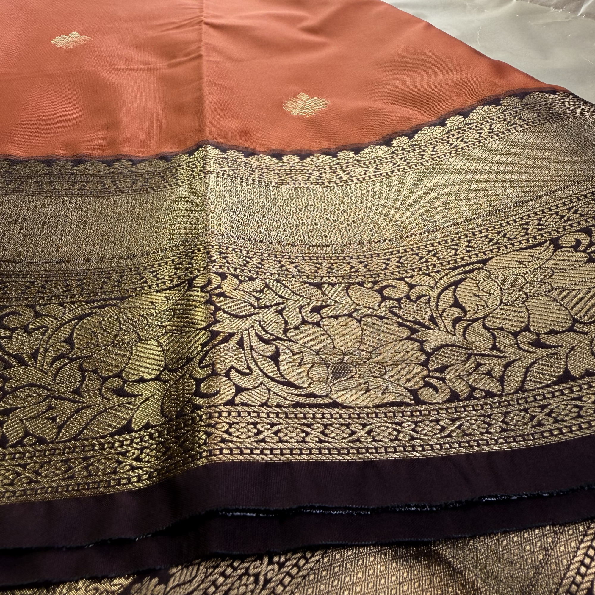 Premium Korvai Soft Silk Saree - Dii002