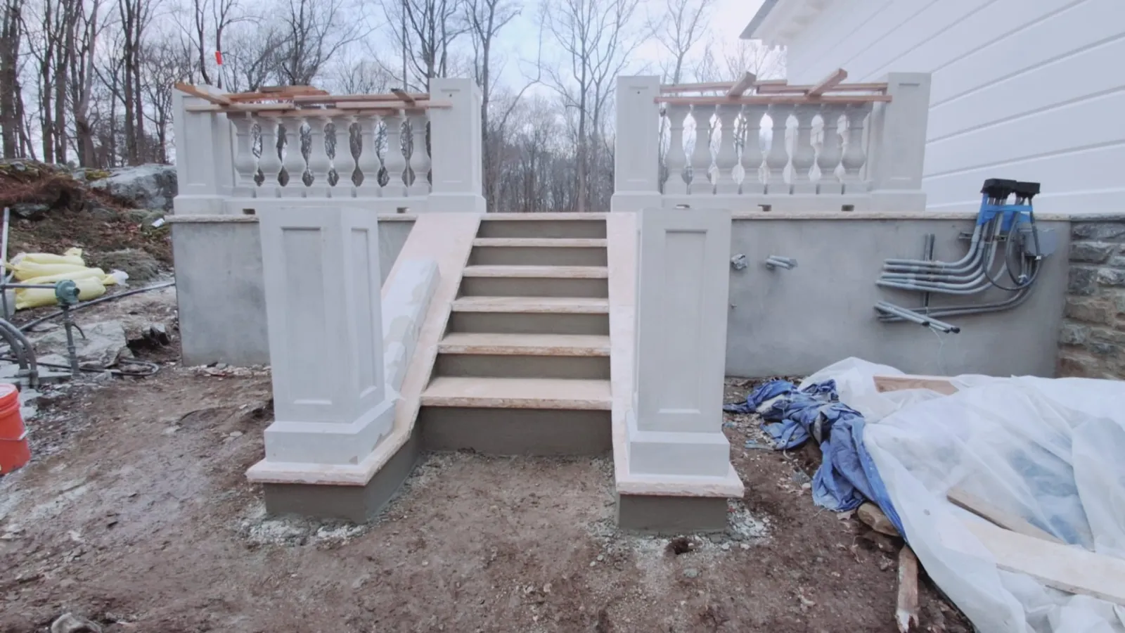 Stone wall craftsmanship