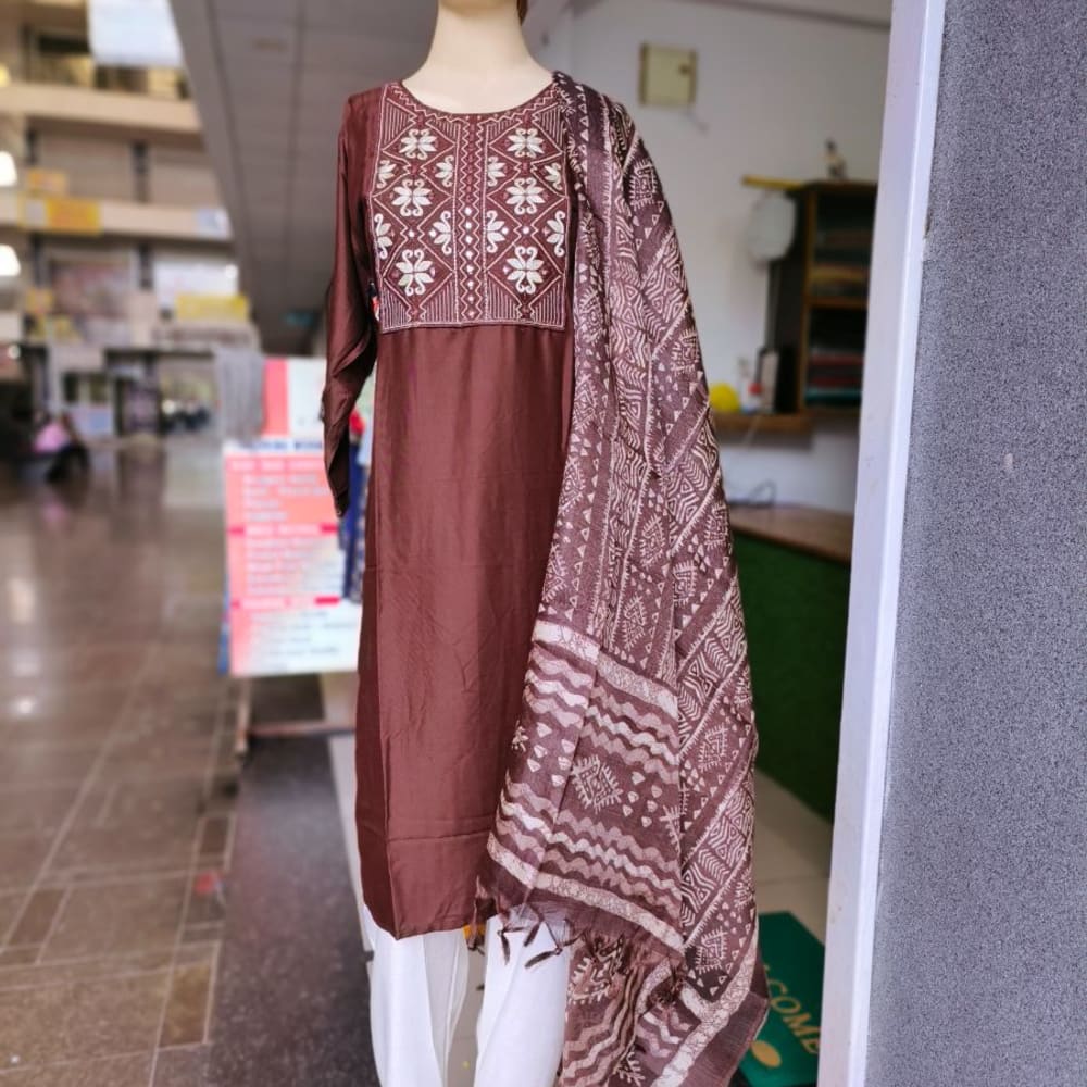 Reyon pant set...with showl dupptta 