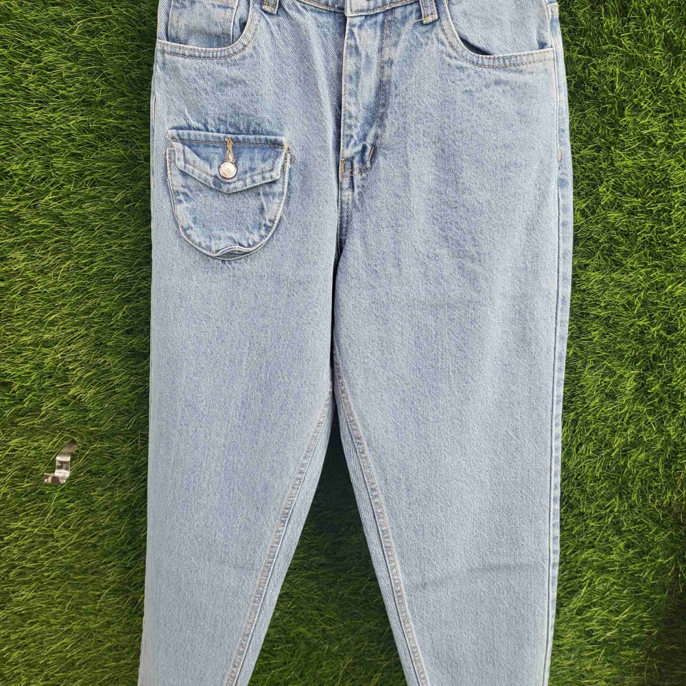 Mom fit jeans size 30