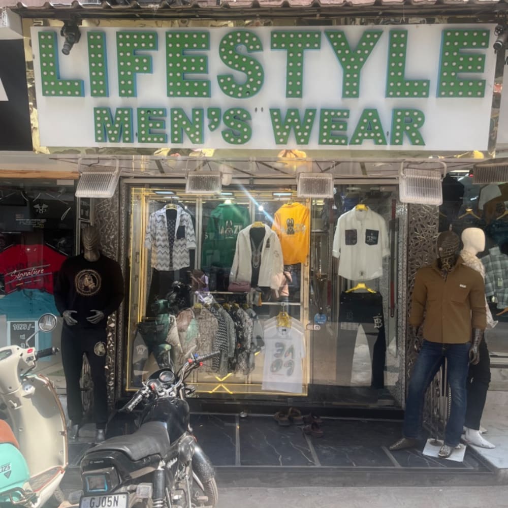 lifestyle men’swear  logo