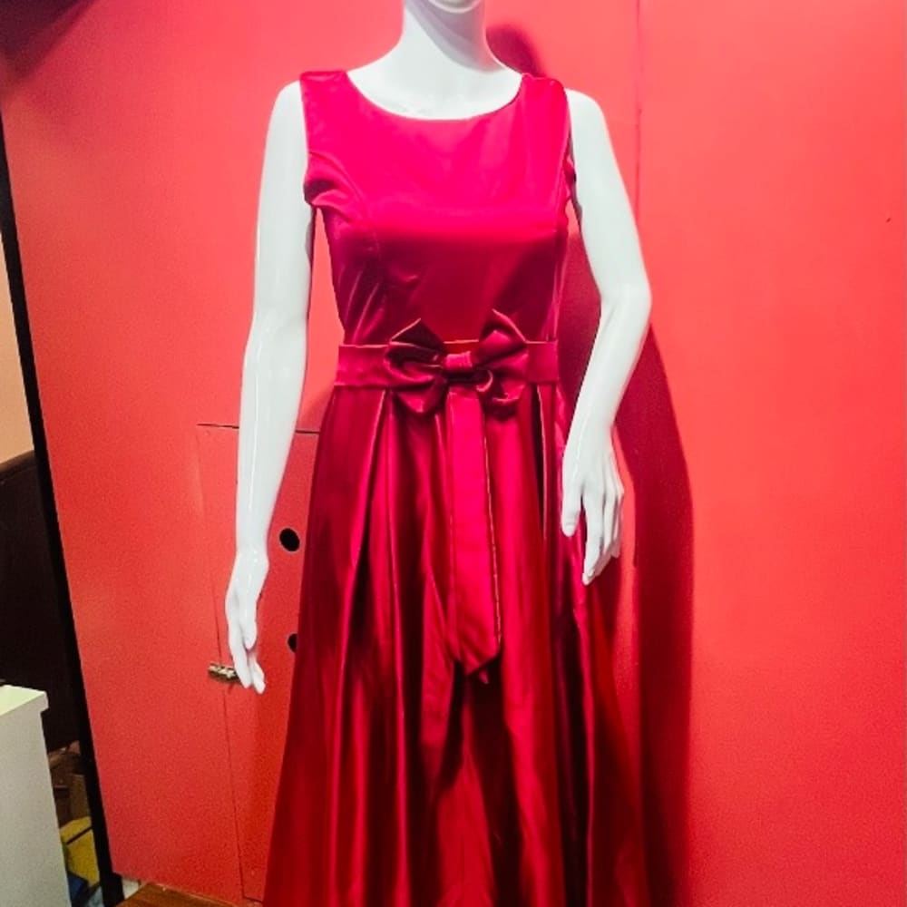 Maroon party gown 