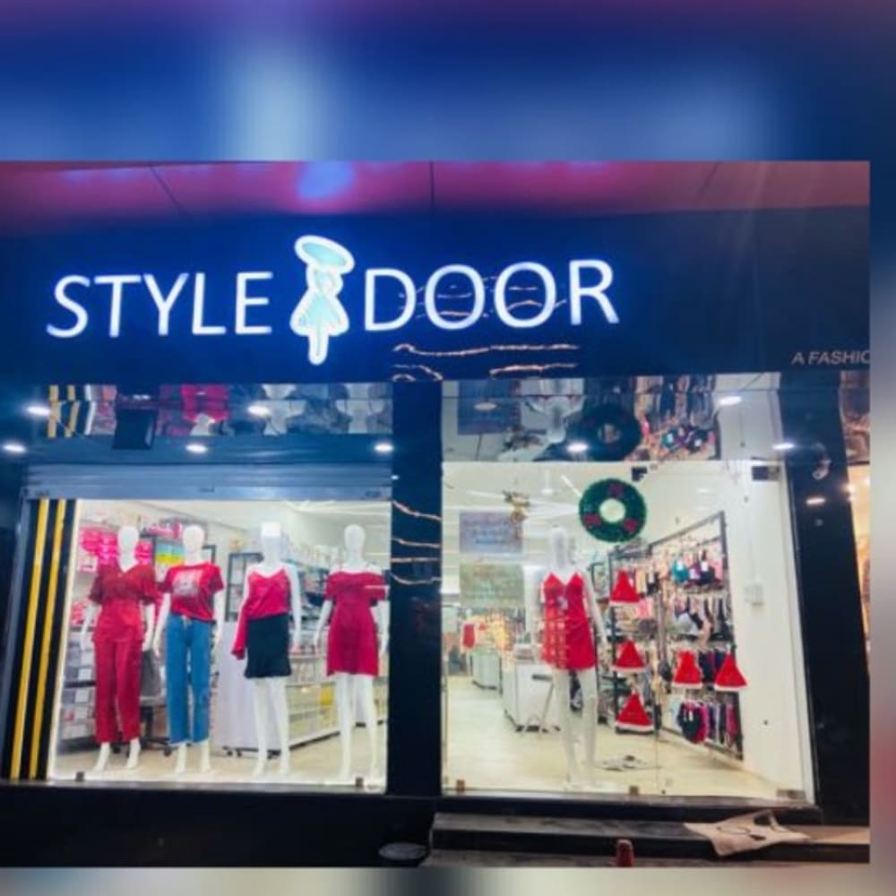 STYLE Door  logo