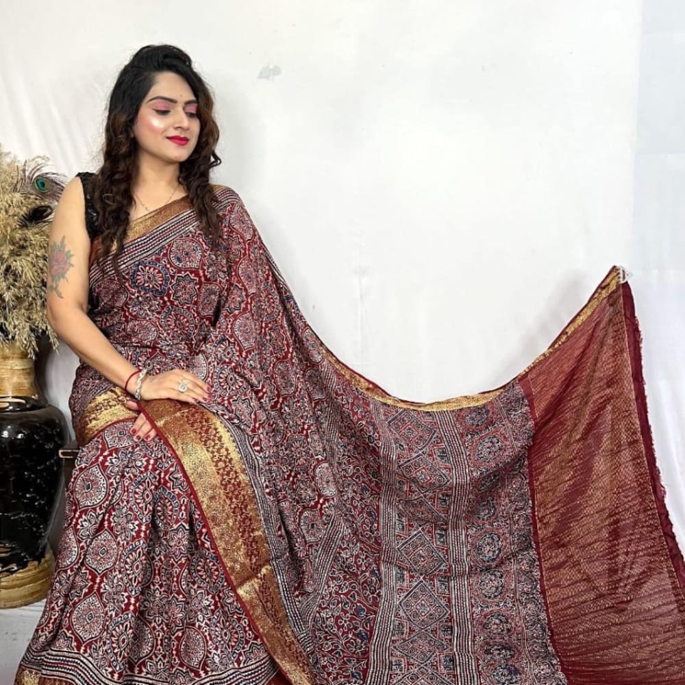 Modal ajrak saree