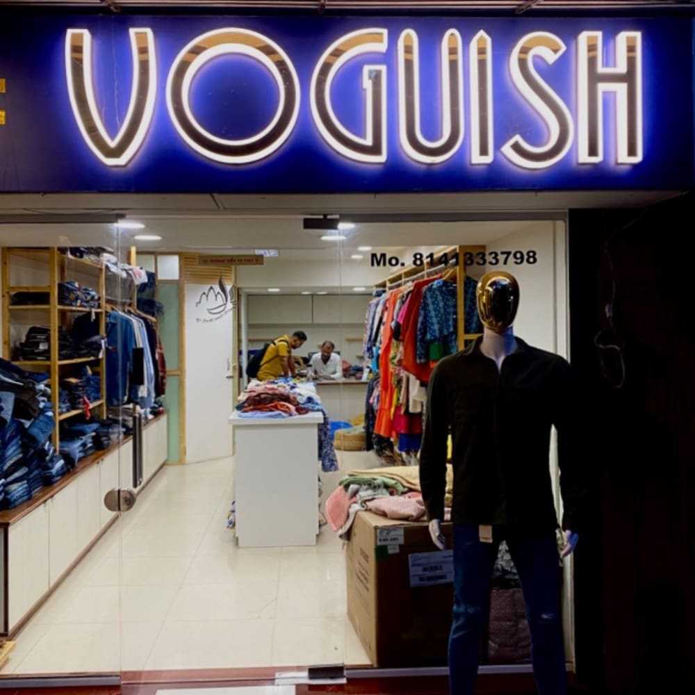 VOGUISH logo