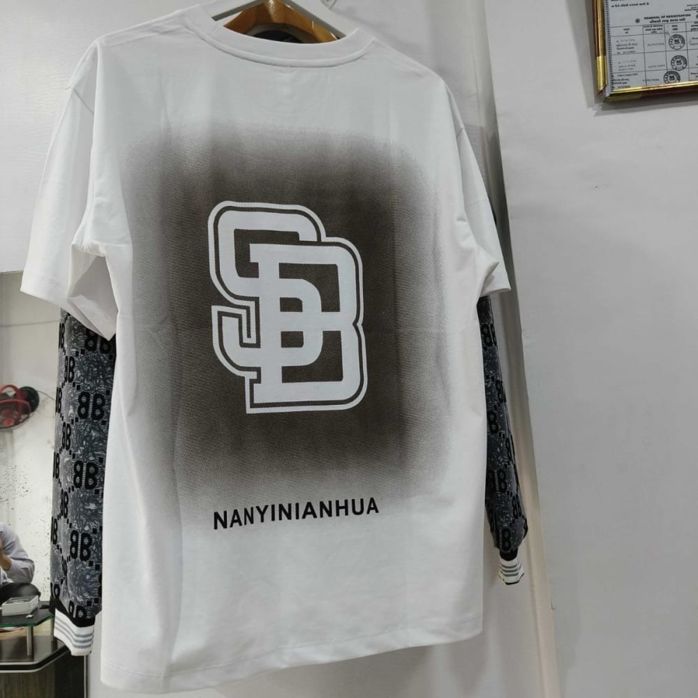 White Tshirt
