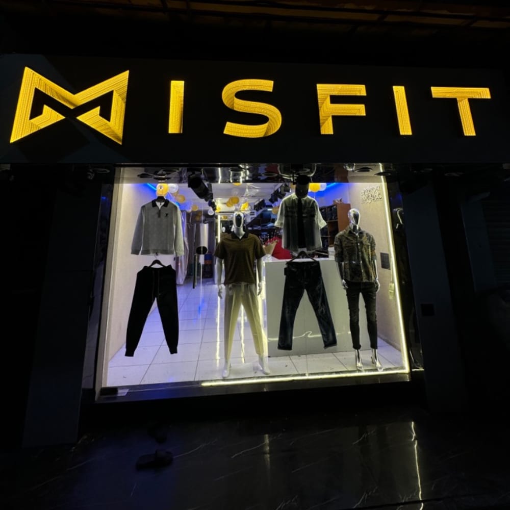 Misfit Clothing  logo