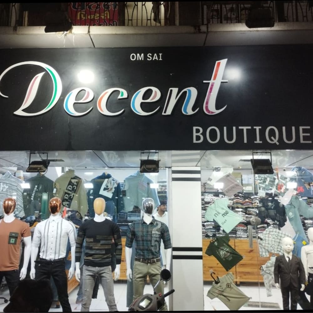 Decent Boutique  logo