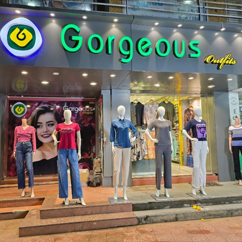 Gorgeous Outfits  logo