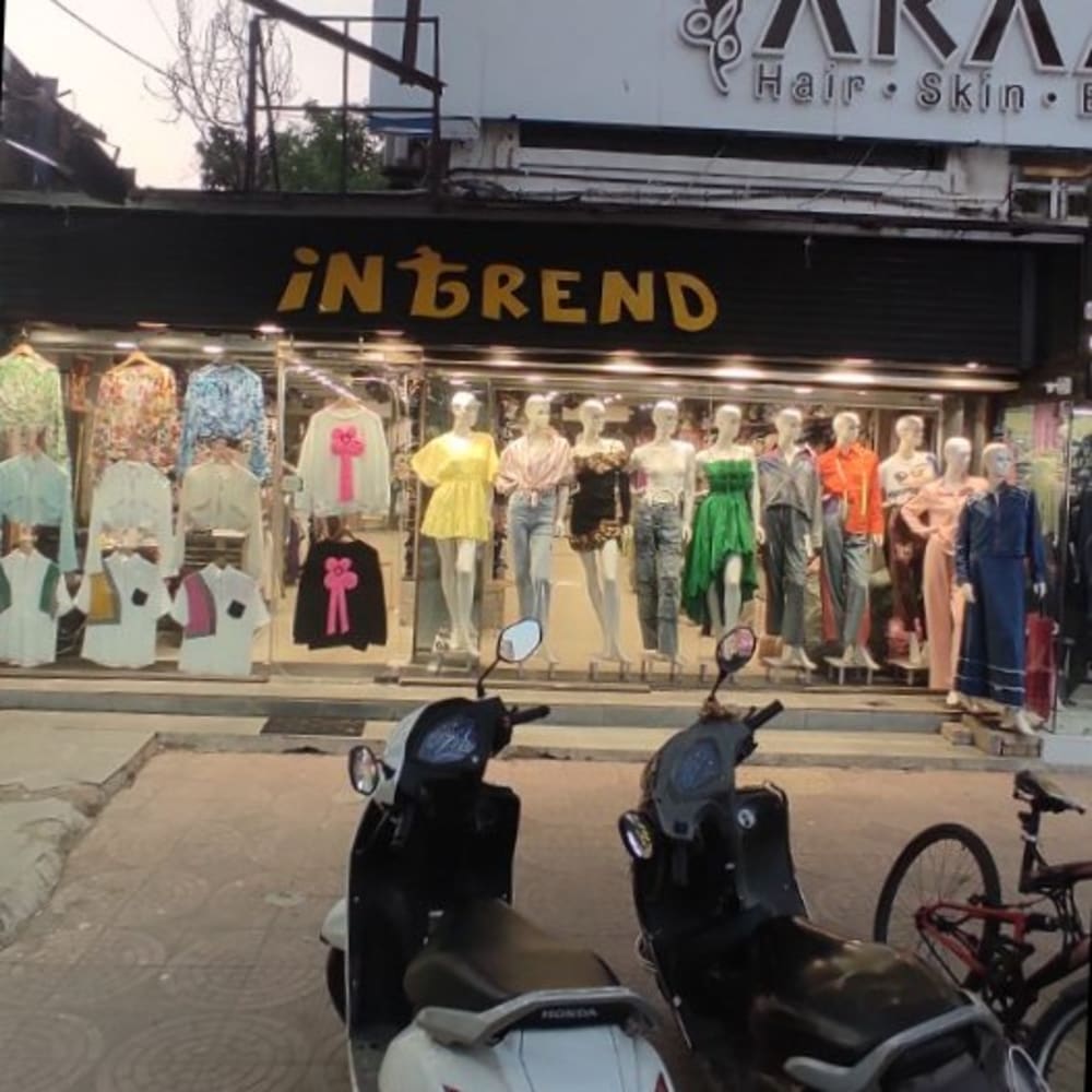 In trend western outfit logo