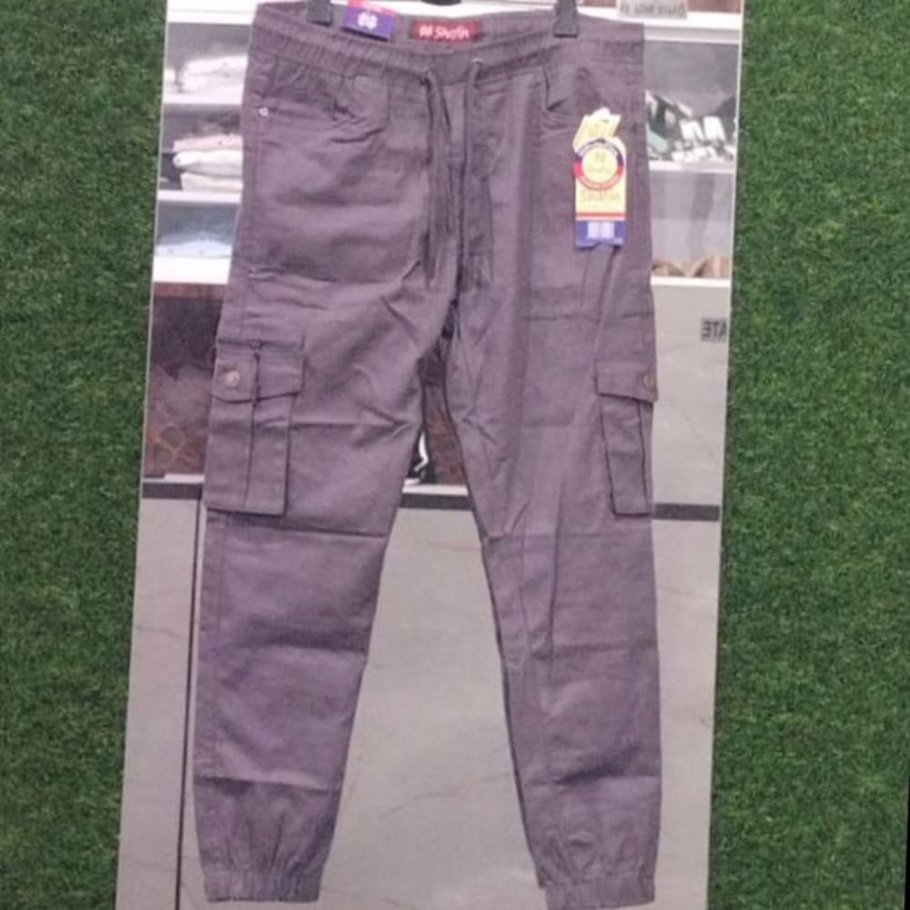 Cargo Jeans (size 30-36)