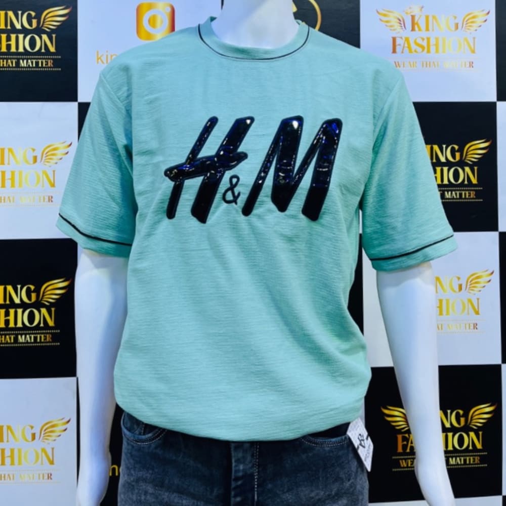 H&M Downshoulder T-shirt  4