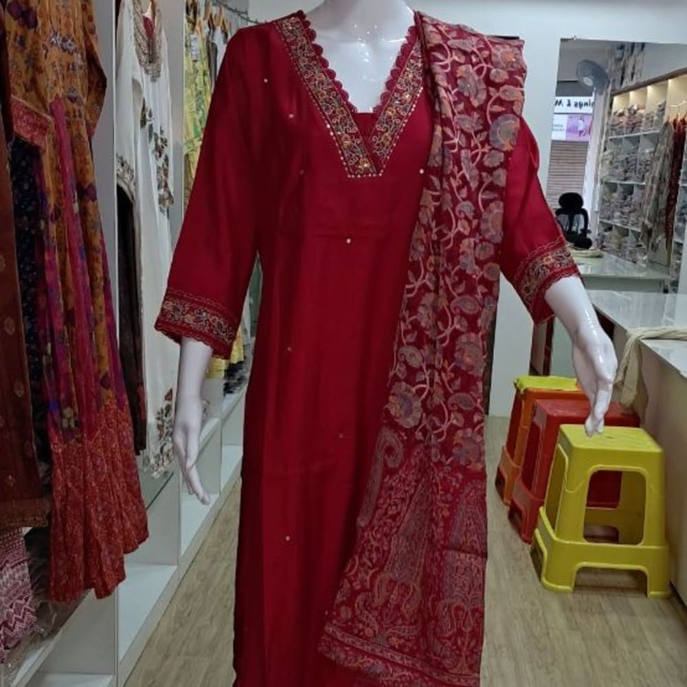 Red Salwar Suite