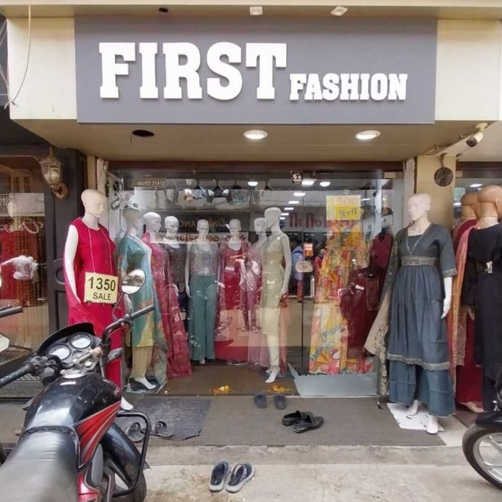 First fashion  logo