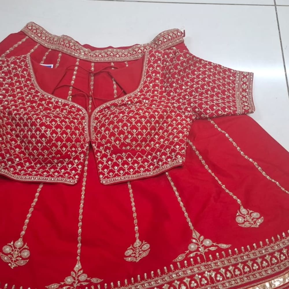Red Salwar Suite