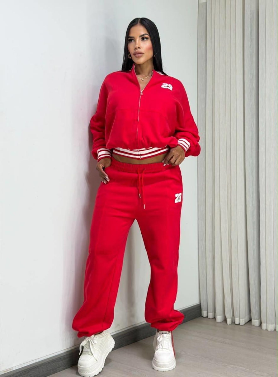 Conjunto en buzo dama — toma 6