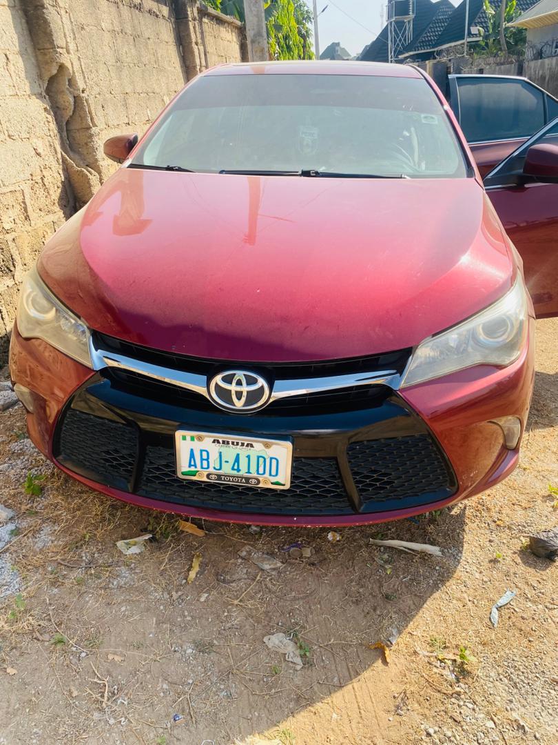 2014 Toyota Camry (Abuja)