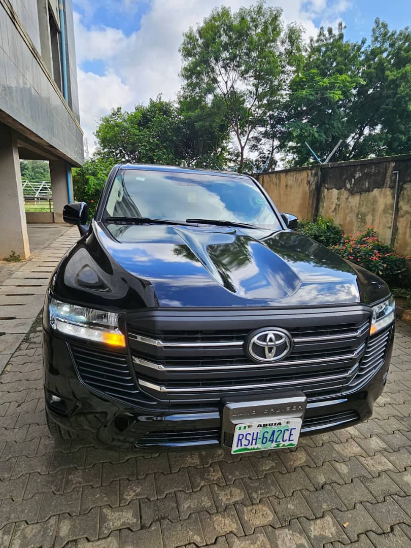 2023 Toyota Landcruiser (Abuja)