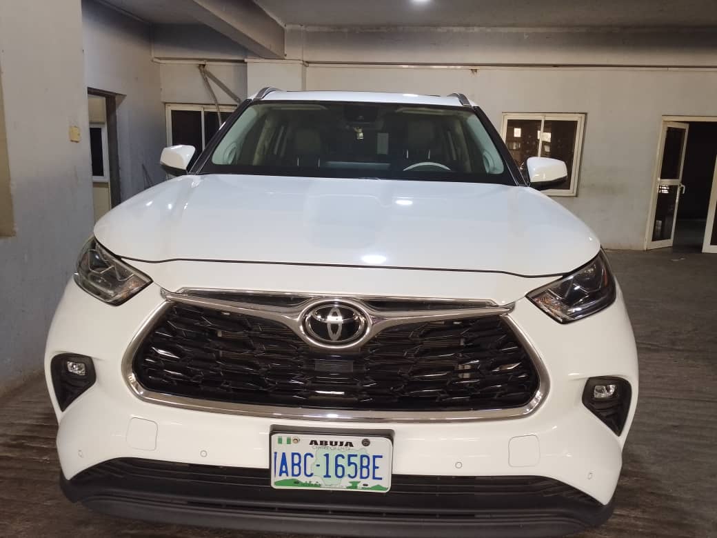 2023 Toyota Highlander (Abuja)