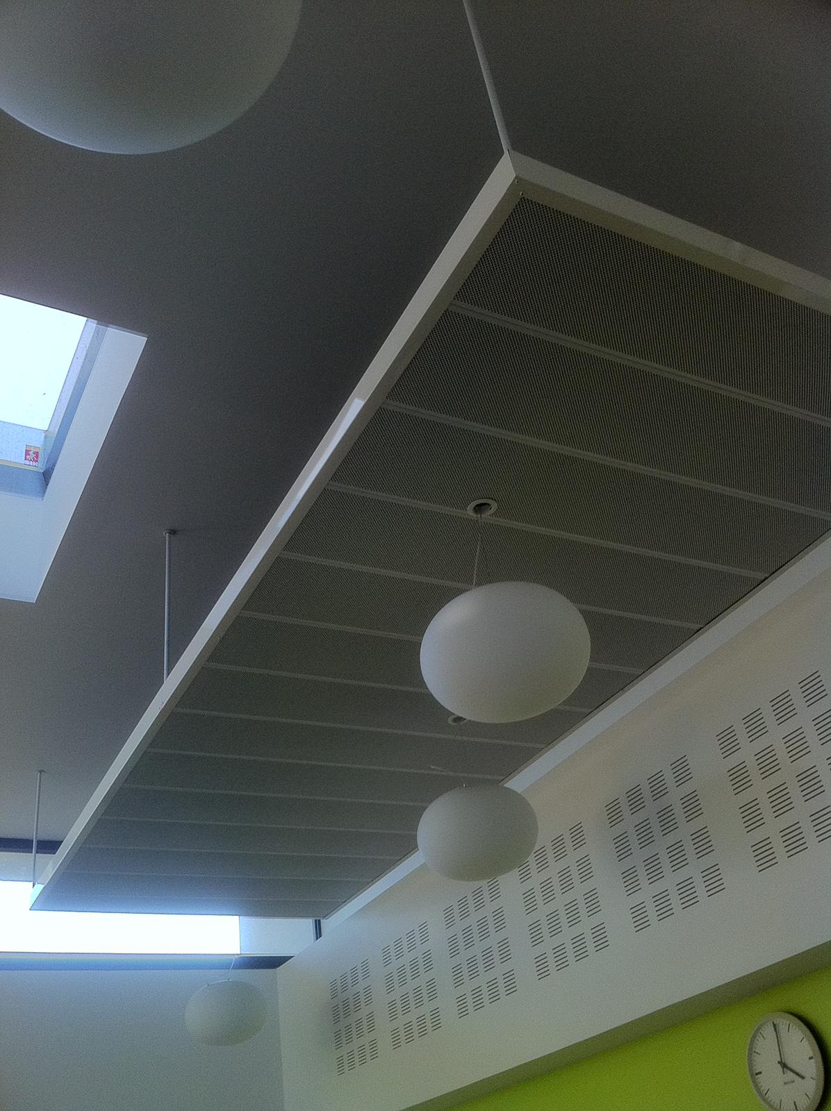 Faux plafond suspendu – réalisation M. TRANQUARD