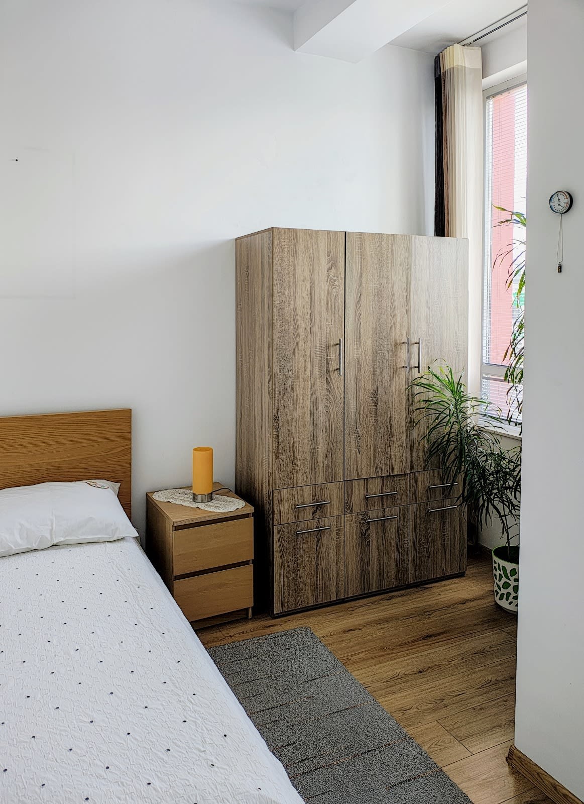 92m² Апартамент в ж.к. Дружба 1, София — снимка 1