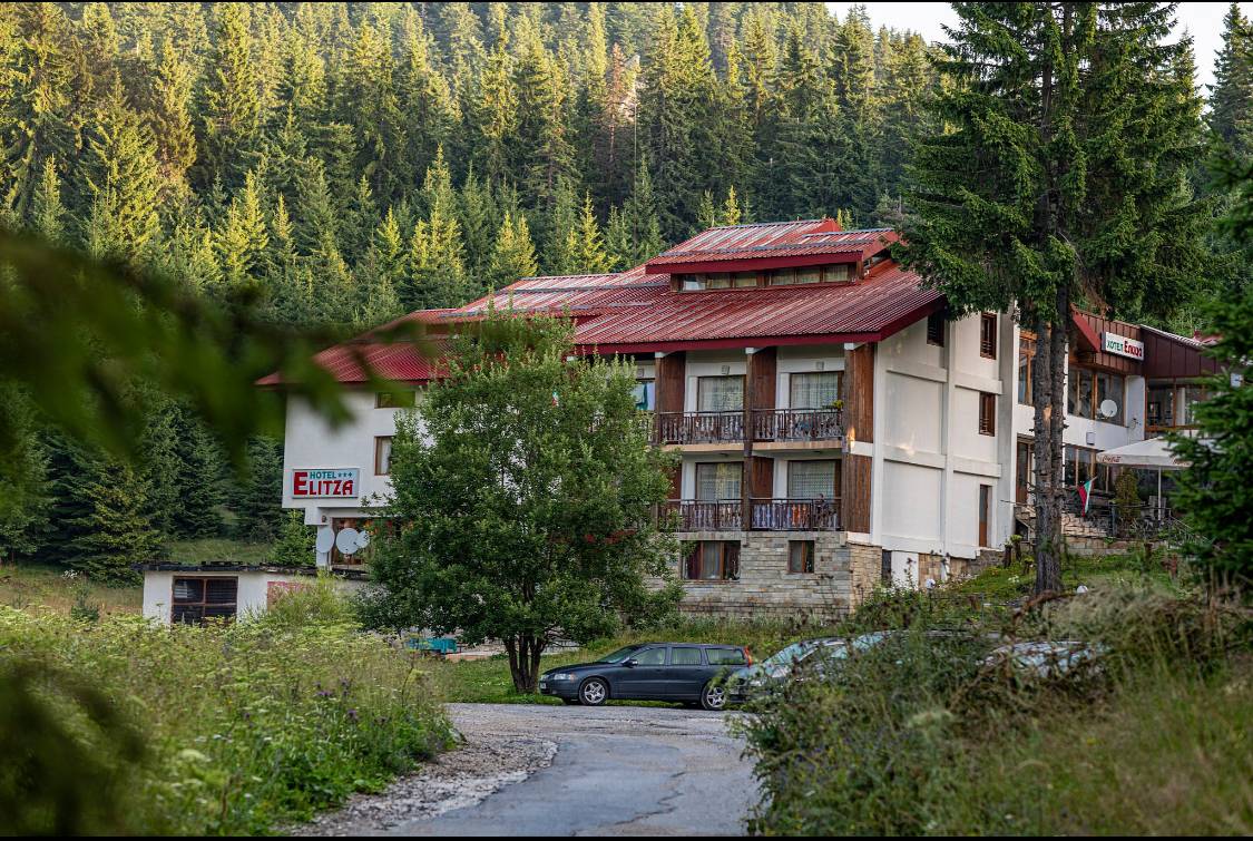1750m² Къща в Пампорово — снимка 1