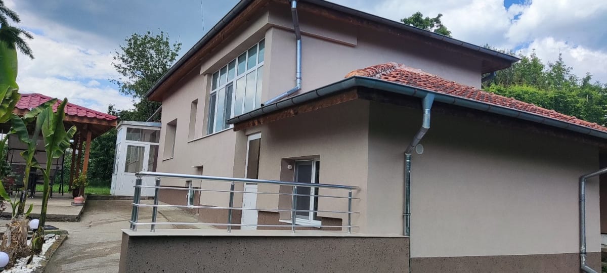 120m² Къща в Крън — снимка 1