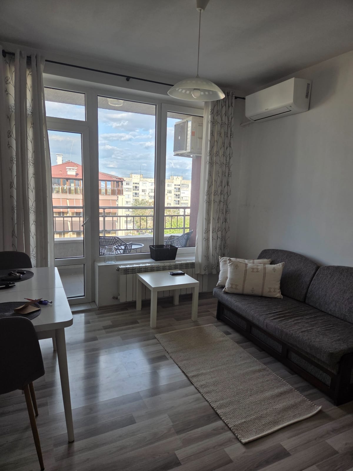 55m² Апартамент в ж.к. Христо Смирненски, София — снимка 1