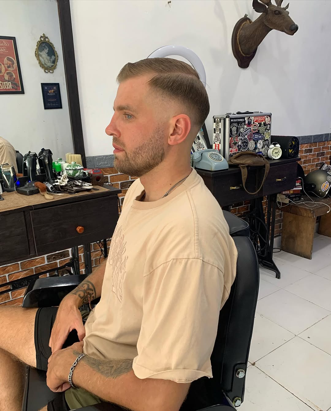 Man bun trim Bali barbershop