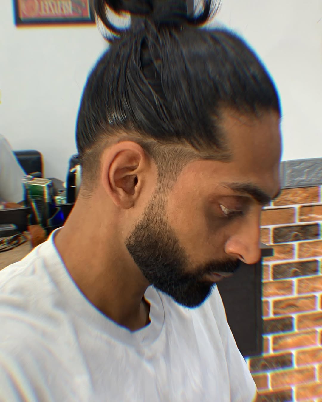 Beard trim straight razor Bali