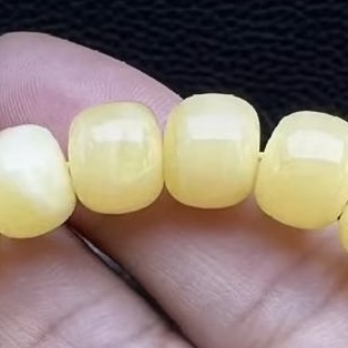 柠檬黄蜜蜡