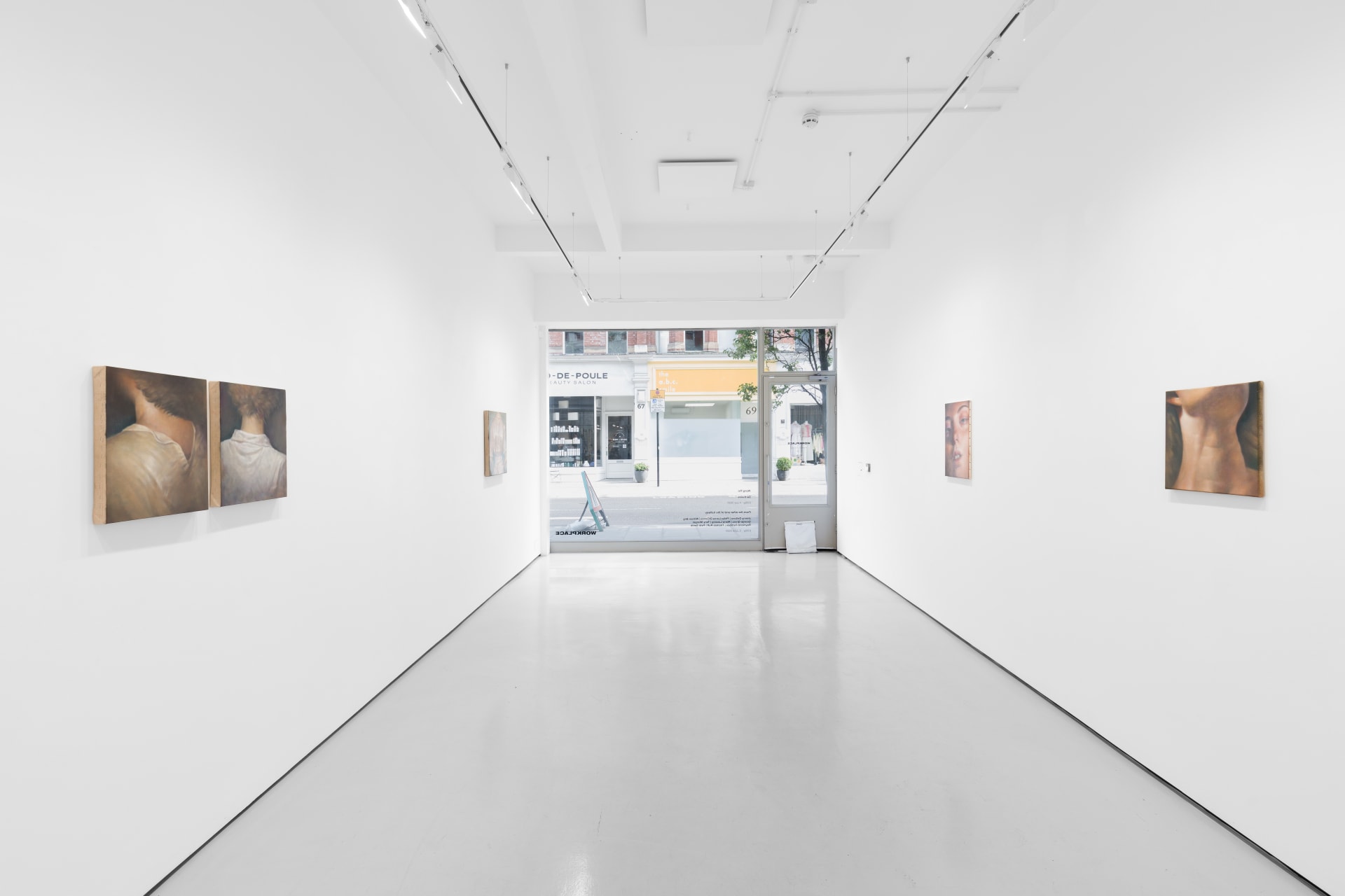 Installation views of Wang Pei's exhibition 'Sertraline' at Workplace London
