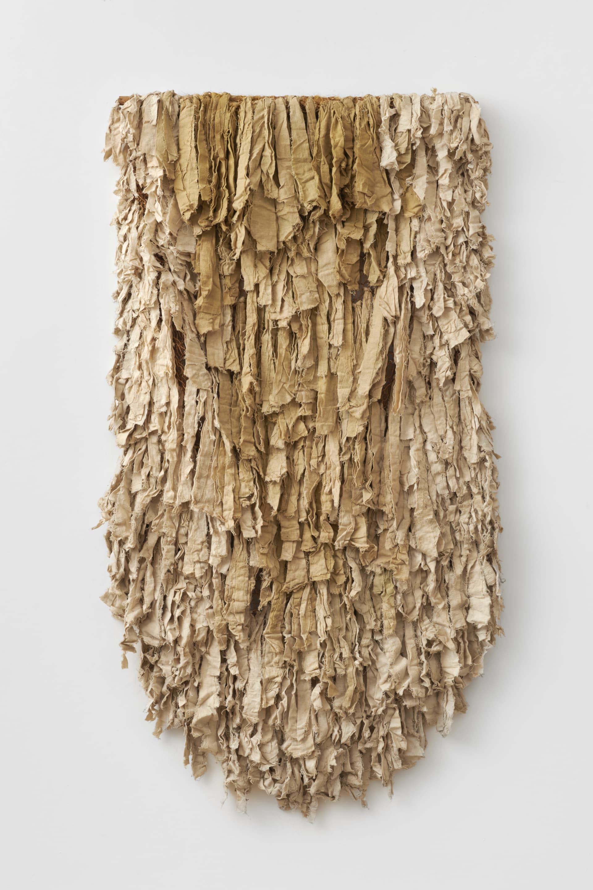 A wall-based sculpture by Barbara Levittoux-Świderska