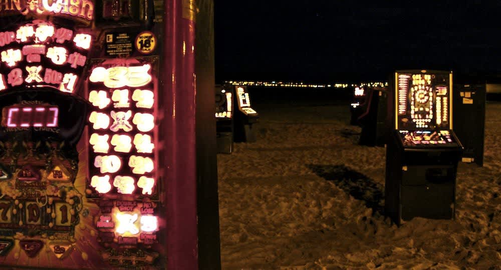 Miles Thurlow, Black Swan, 2010