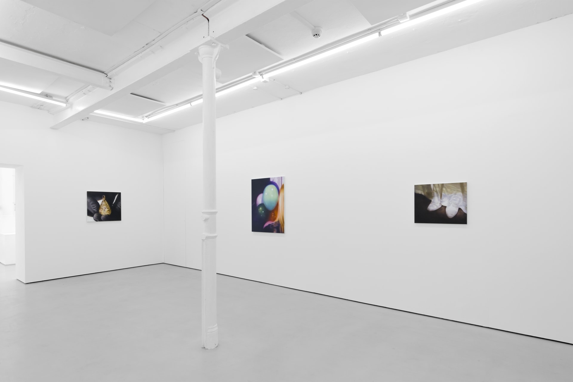 Rachel Lancaster's medium scale oil paintings of domestic objects from cinema are hung in a spacious white gallery space