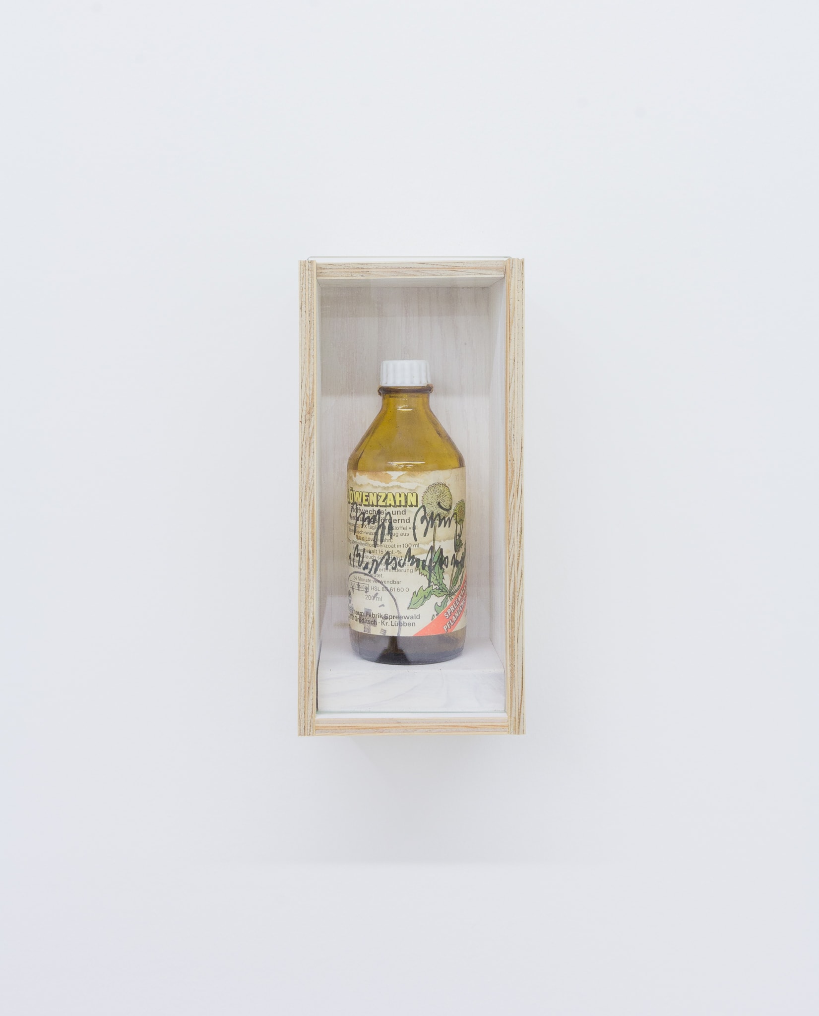 Installation photographs of Joseph Beuys: Wirtschaftswert at Workplace | London