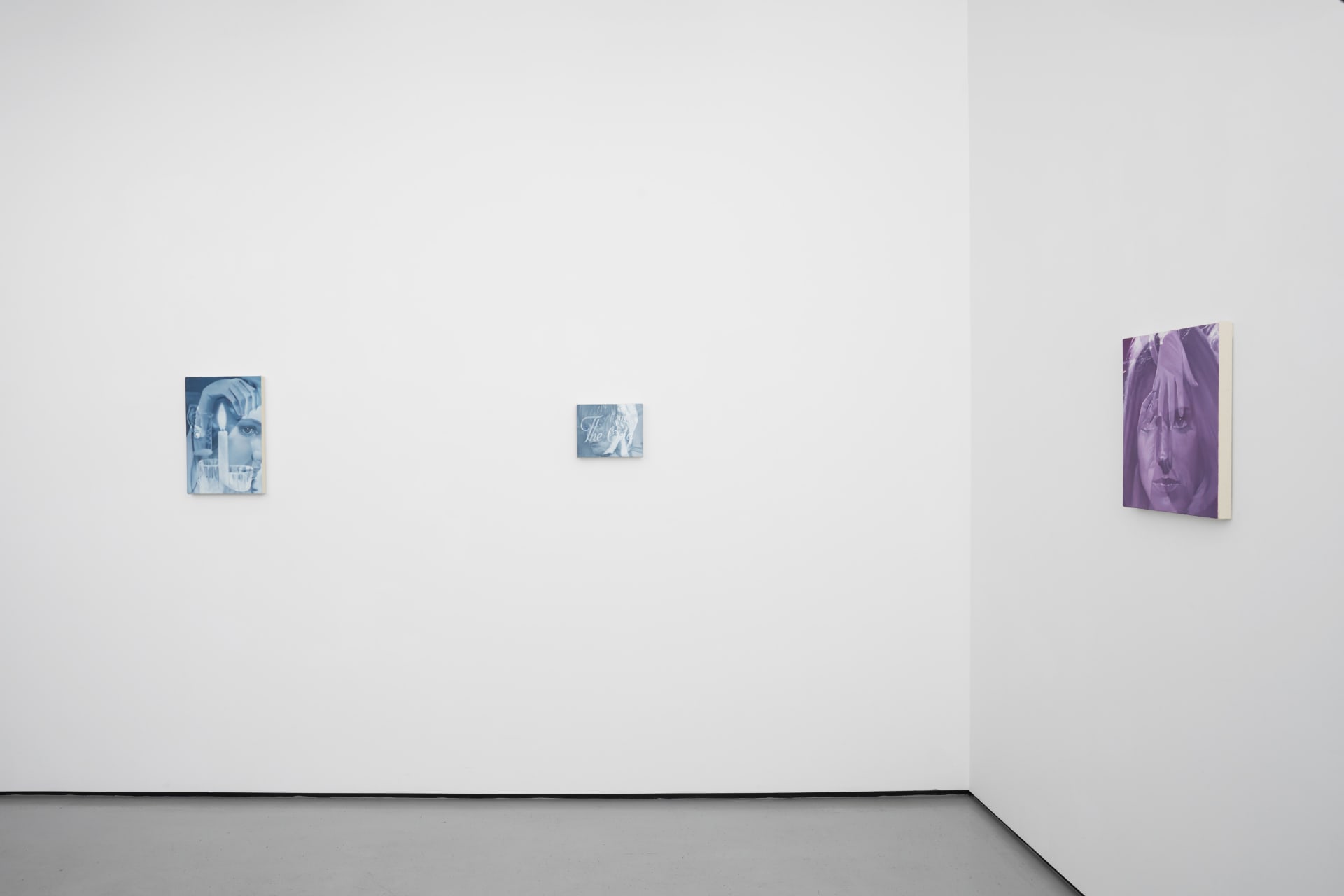 installation views of Julia Maiuri's exhibition at Workplace in London