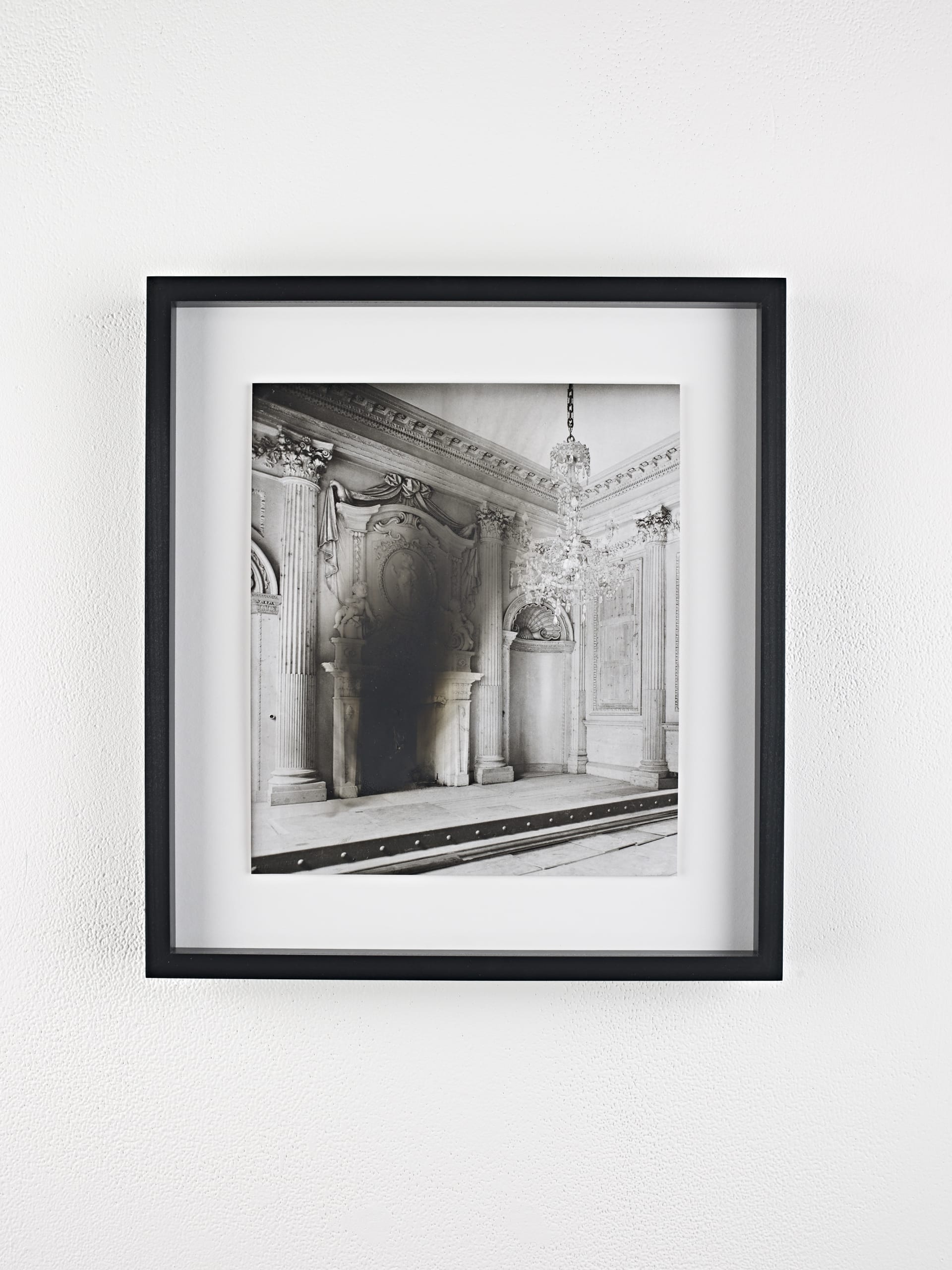 Catherine Bertola, Sad Bones (Brook Street), 2017