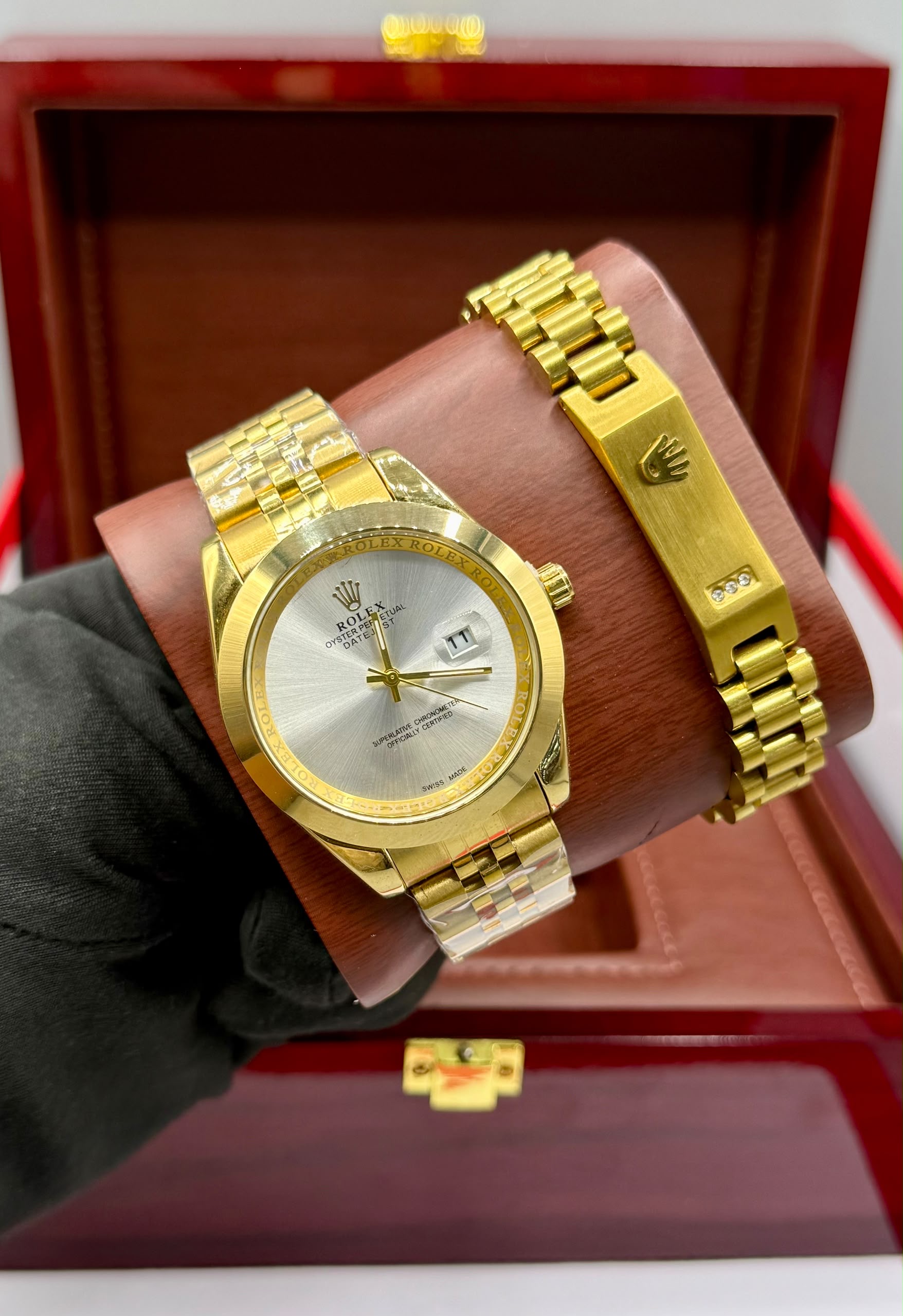 Rolex Brand: Watch Set with Bracelet