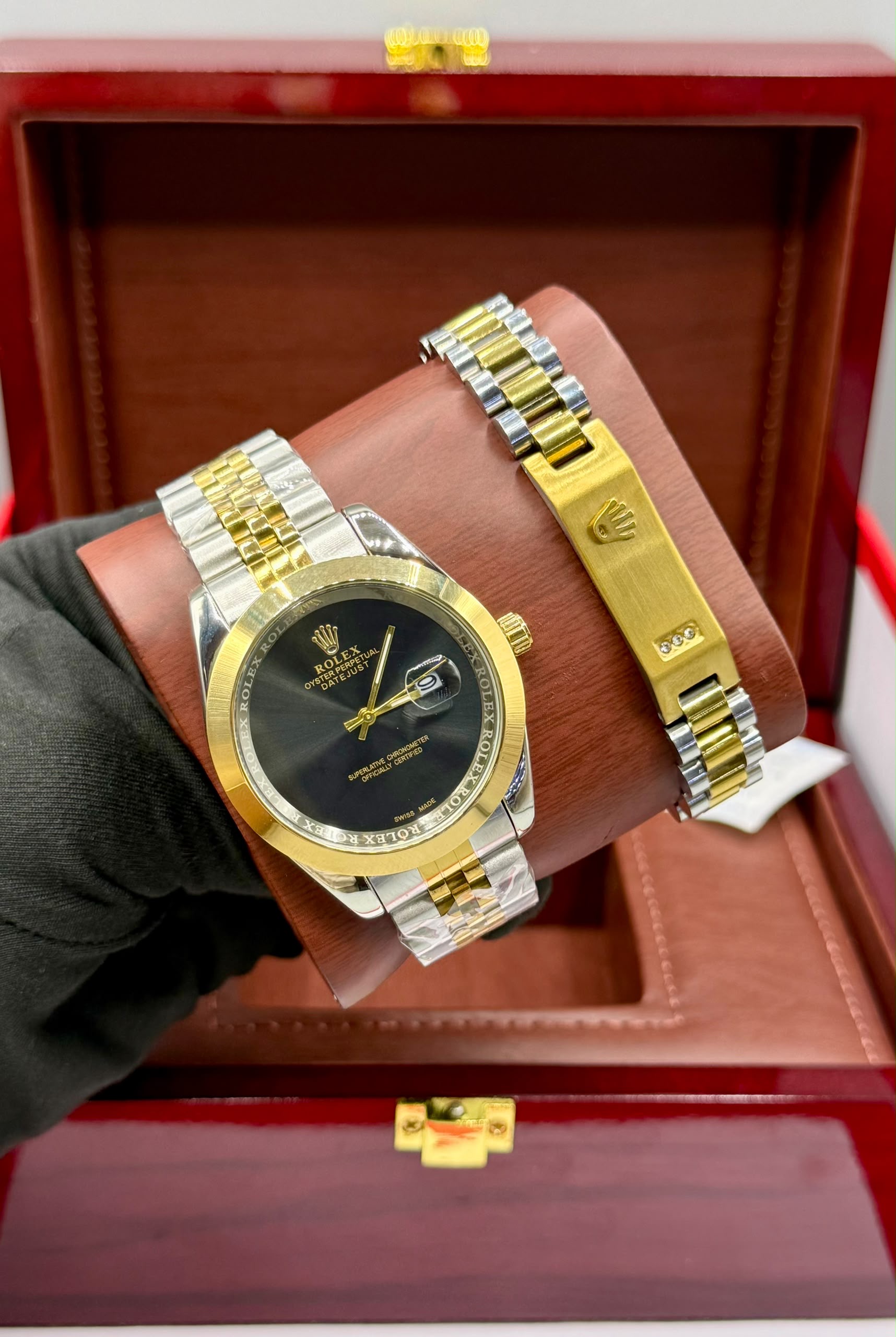 Rolex Brand: Watch Set with Bracelet