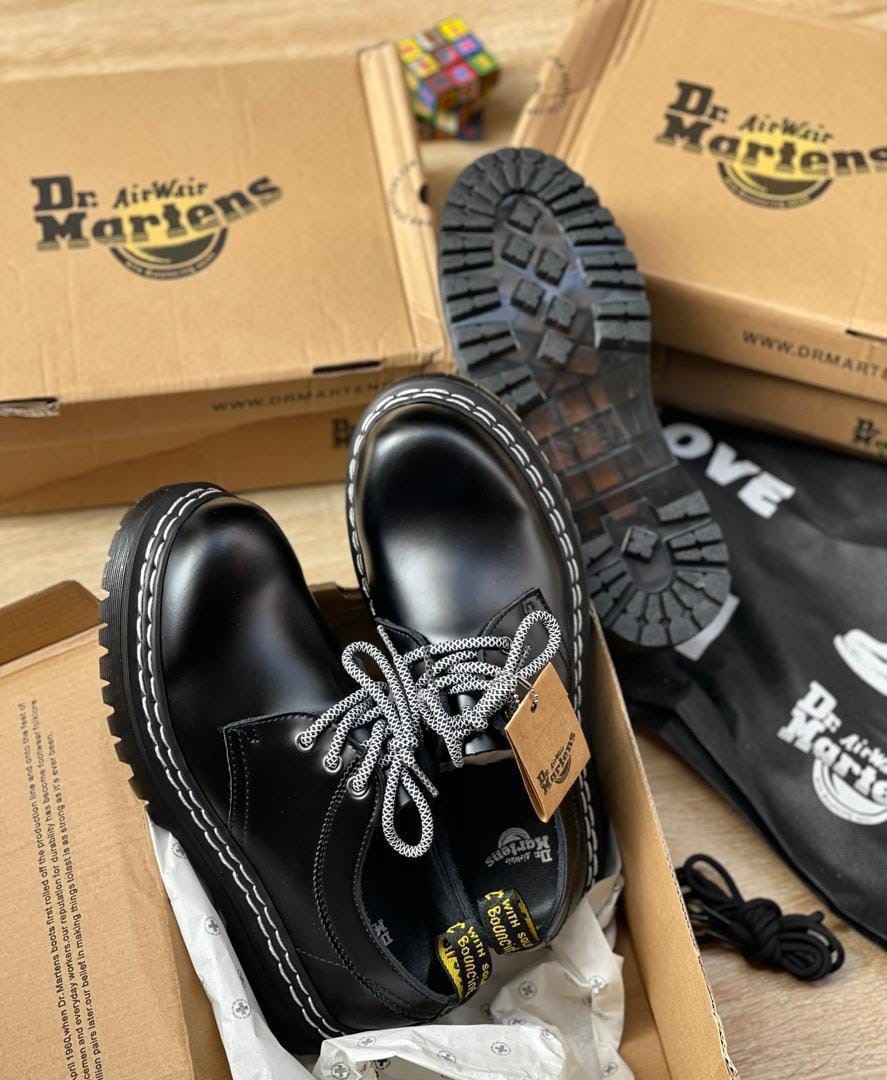 Dr. MARTENS ( Bouncing Sole)