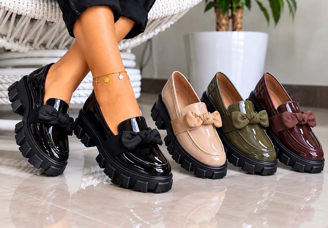 Brooks Style Chunky Shoes