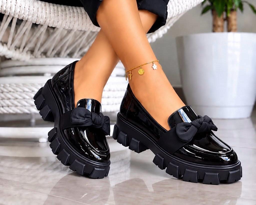 Brooks Style Chunky Shoes